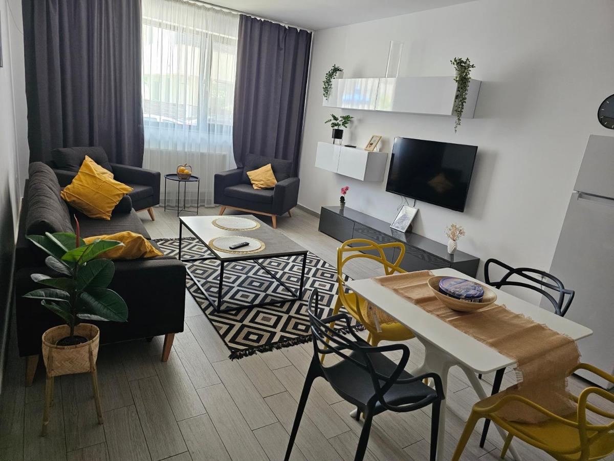 Summer Crib Mamaia-sat Apartment Navodari